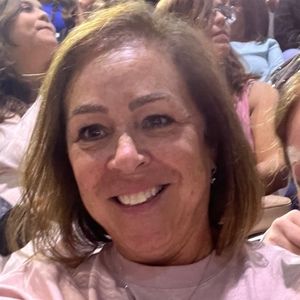 Meet your Posher, Lori